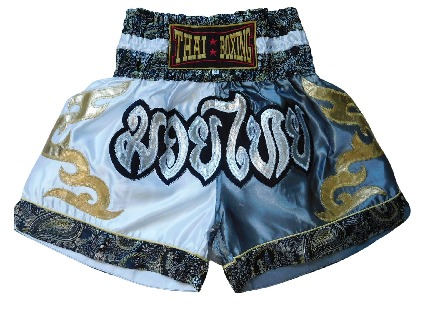 Kraftvoll und Stilvoll: Moderne Muay Thai Shorts für Erwachsene! (gestreift weiß grau unisex M-L-XL-XXL-3XL)