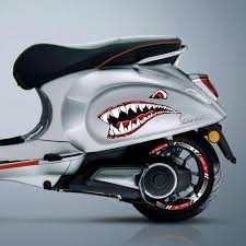 Hai-Aufkleber-Set in vier Farben (35 × 15 cm) – Perfekt für Fahrrad, Auto und Motorrad NS123